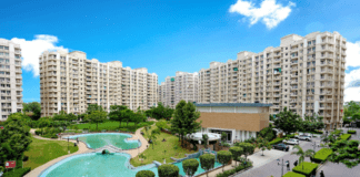 Top 5 Reasons to Buy a Flat in Gurgaon for Your Family
