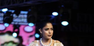 Pooja Singh Bhati Stuns as Celebrity Showstopper at Eternal Fashion Times