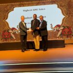 वोल्टास लिमिटेड ने कम्फर्ट सॉल्यूशंस को 2023–2024 के लिए दक्षिण क्षेत्र में सर्वोच्च एएमसी बिक्री पुरस्कार से सम्मानित किया